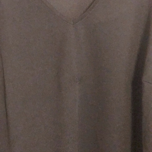 Ann Taylor bell sleeve shirt with velvet ribbon - Picture 4 of 5